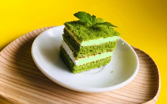 Bánh Trà Xanh Matcha: Ngọt Ngào và Bí Ẩn từ Nhật Bản