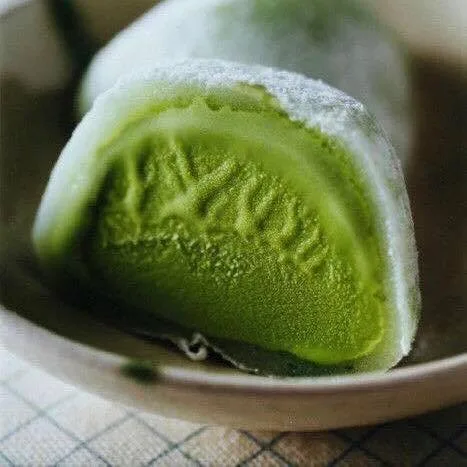 Matcha Mochi: Hoà Quyện Đậu Xanh Nồng Nàn với Vị Trà Xanh Tinh Tế